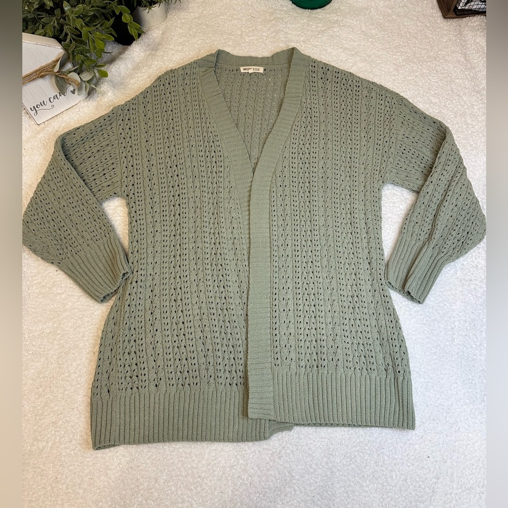 Margeaux & Ellie open cardigan Size Medium